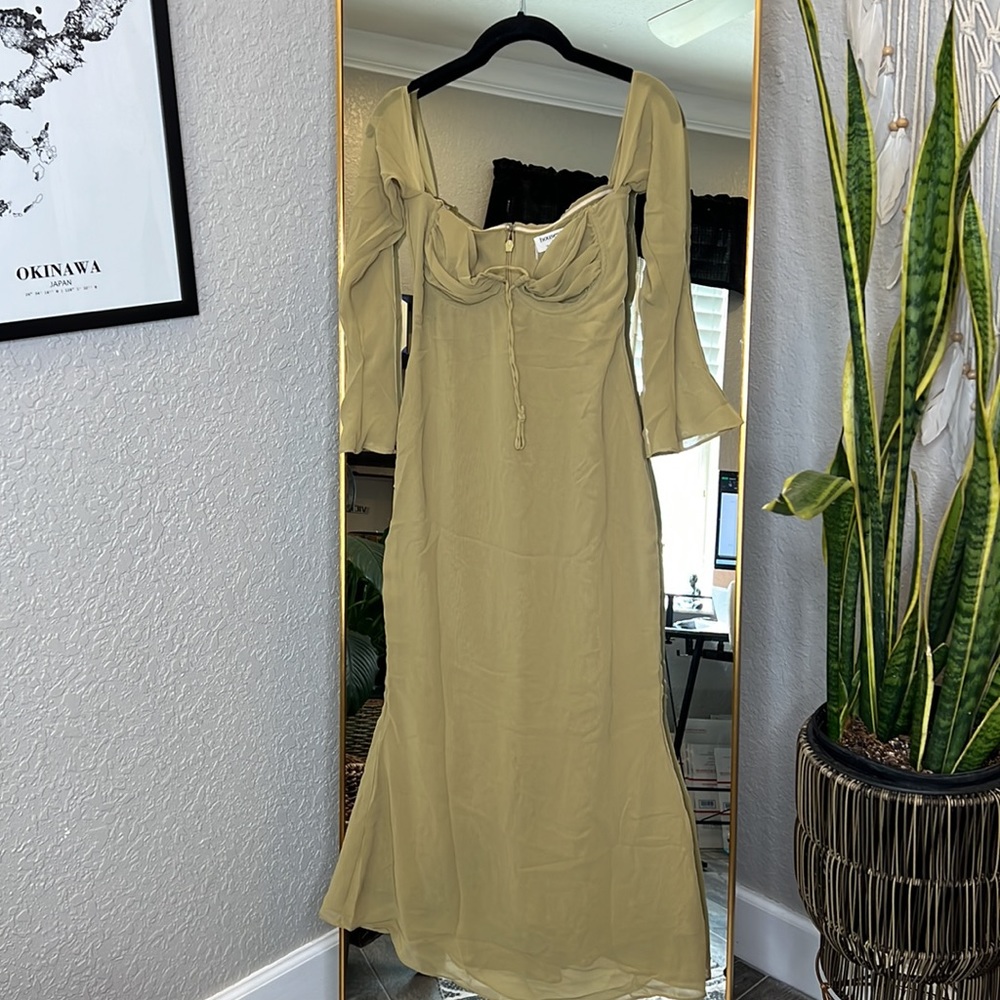 HOUSE OF CB 'Naomi' Olive Halter Midi Dress NWOT - Picture 7 of 9